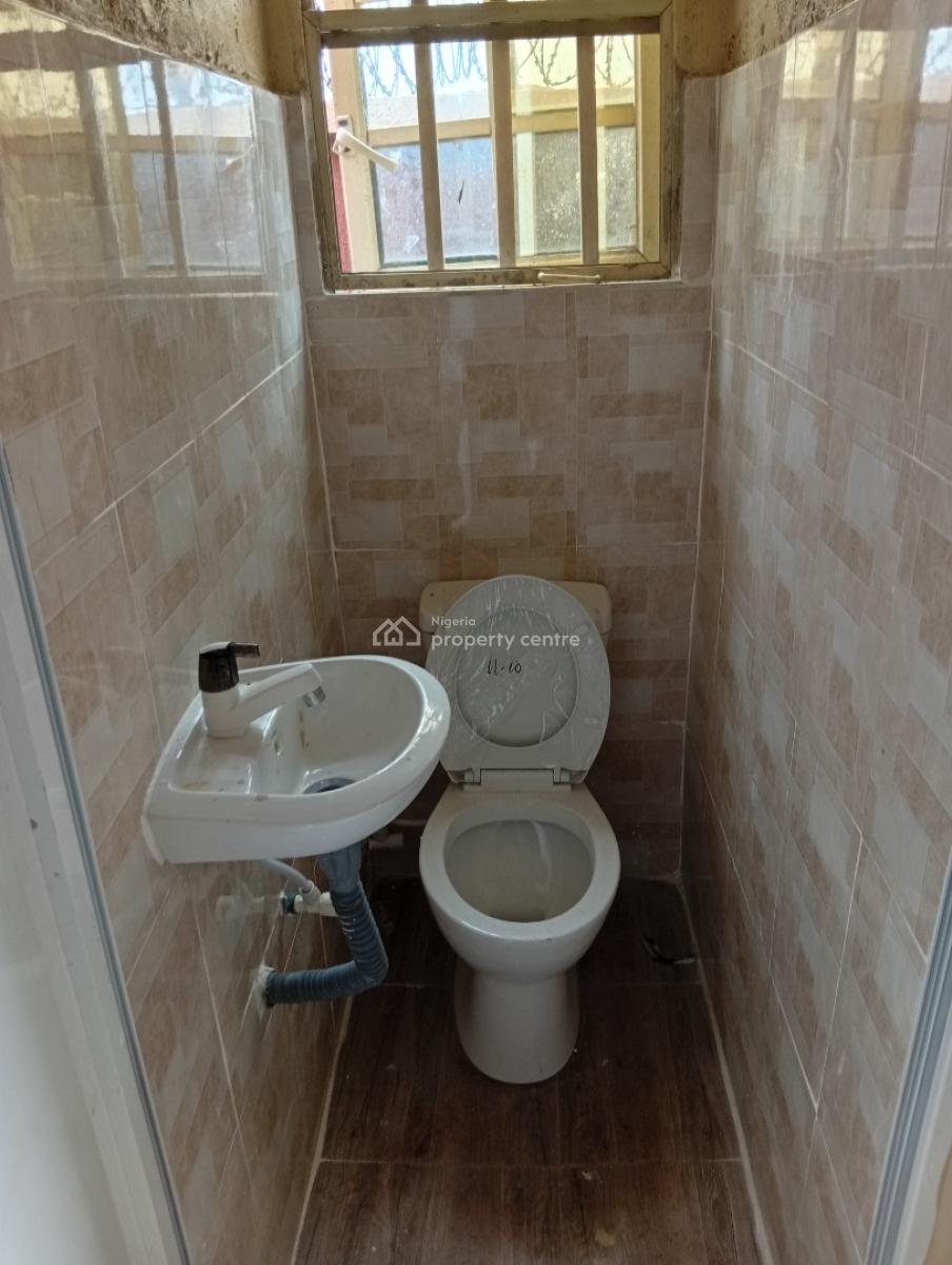 Beautiful Mini Flat Apartment, Gra Phase 1, Magodo, Lagos, Mini Flat (room and Parlour) for Rent