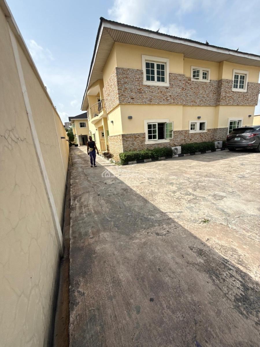 Well Maintained 2 Bedroom Apartment, Ikoyi, Lagos, Flat / Apartment for Rent