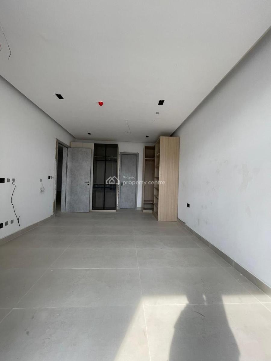 Waterfront 2 Bedroom Apartment with Rooftop Pool,gym and Elevator, Lekki,lagos, Lekki Phase 1, Lekki, Lagos, Block of Flats for Sale