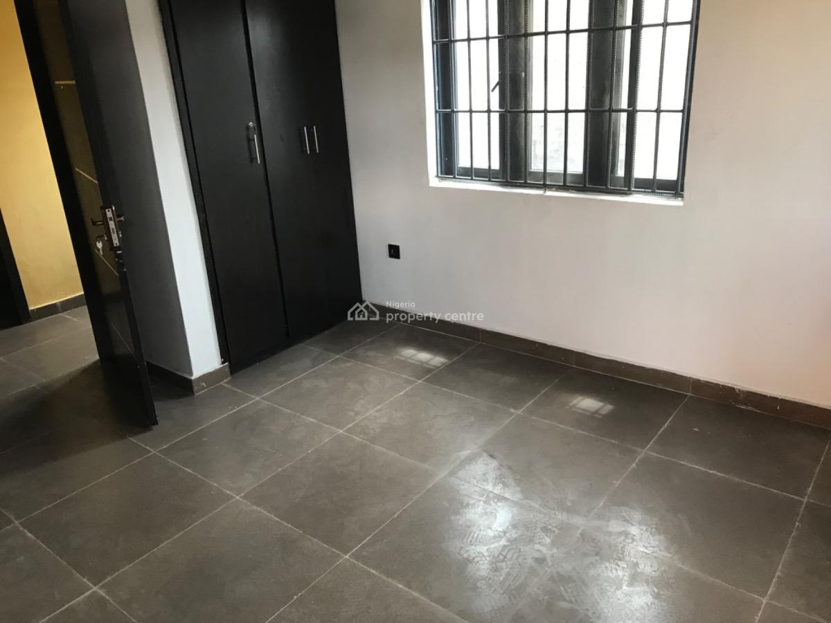 Lovely Selfcontain, Chemist, Akoka, Yaba, Lagos, Self Contain (single Rooms) for Rent