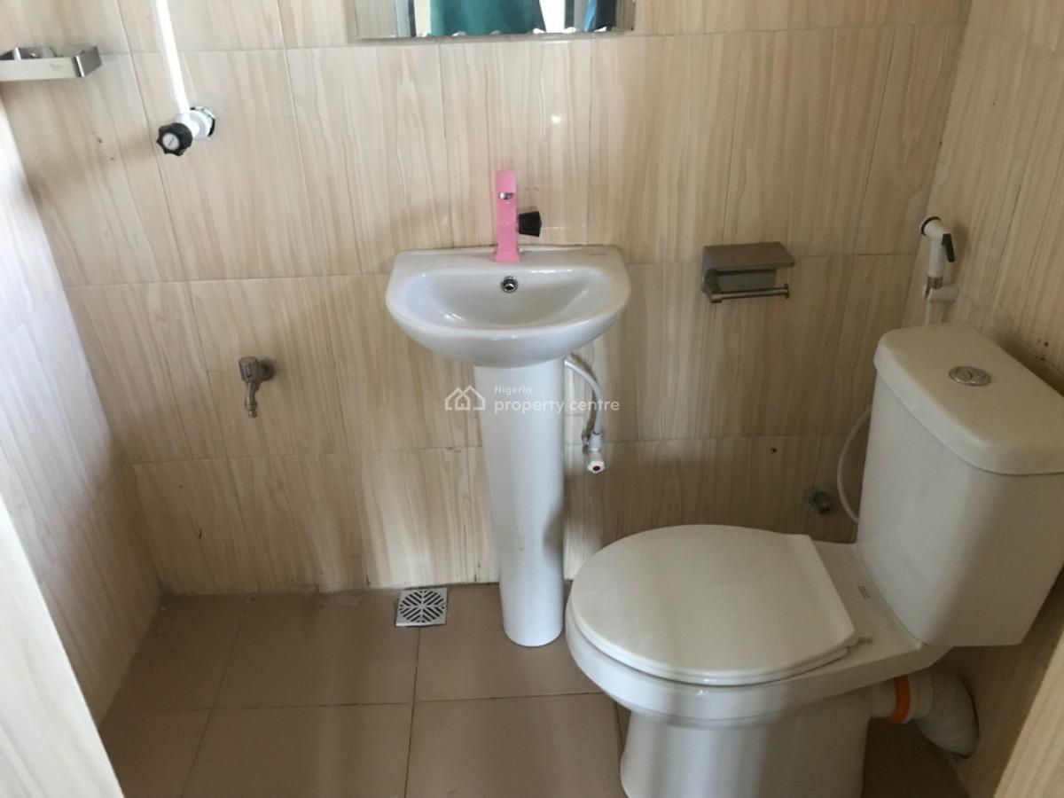 Lovely Selfcontain, Chemist, Akoka, Yaba, Lagos, Self Contain (single Rooms) for Rent