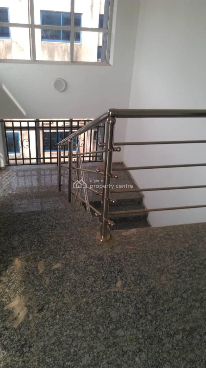 Standard and Spacious Office Space, Km 8 Sapele Road, Evbouriaria, Benin, Benin, Oredo, Edo, Office Space for Rent