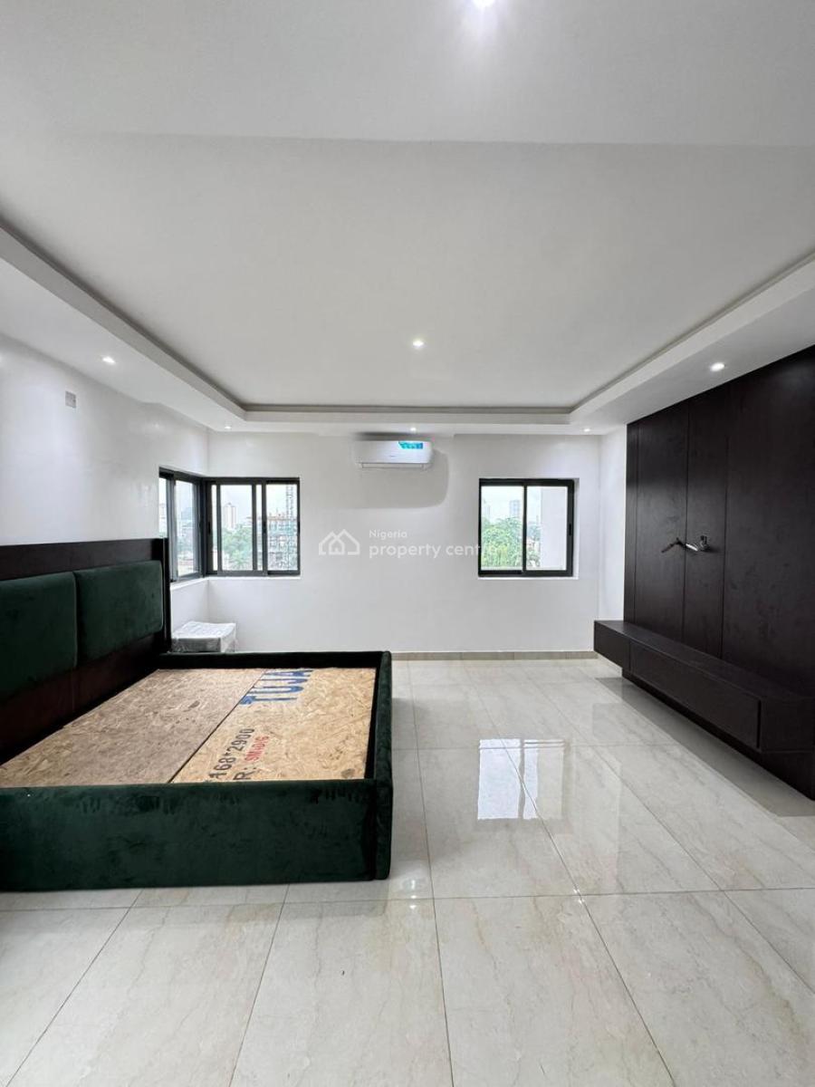 Elegant 3 Bedroom Apartment with Bq, Swimming Pool and Communal Gym, Old Ikoyi, Ikoyi, Lagos, Block of Flats for Sale