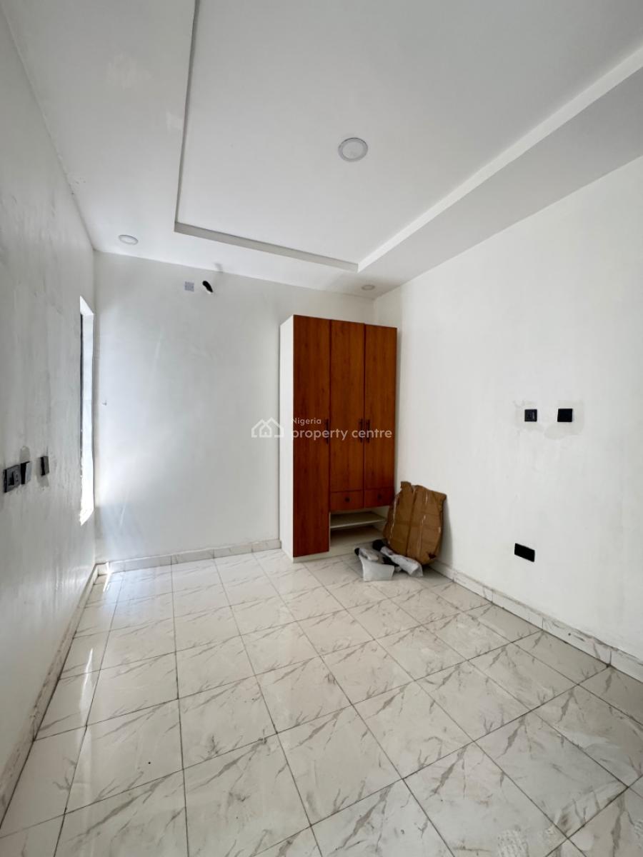 Luxurious 2 Bedroom Apartments in a Good Close Location, Gbagada, Gbagada, Lagos, Flat / Apartment for Sale