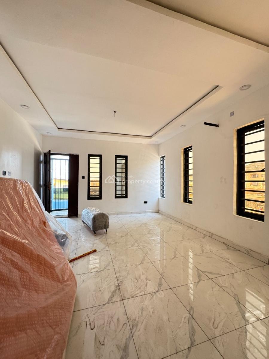 Luxurious 2 Bedroom Apartments in a Good Close Location, Gbagada, Gbagada, Lagos, Flat / Apartment for Sale