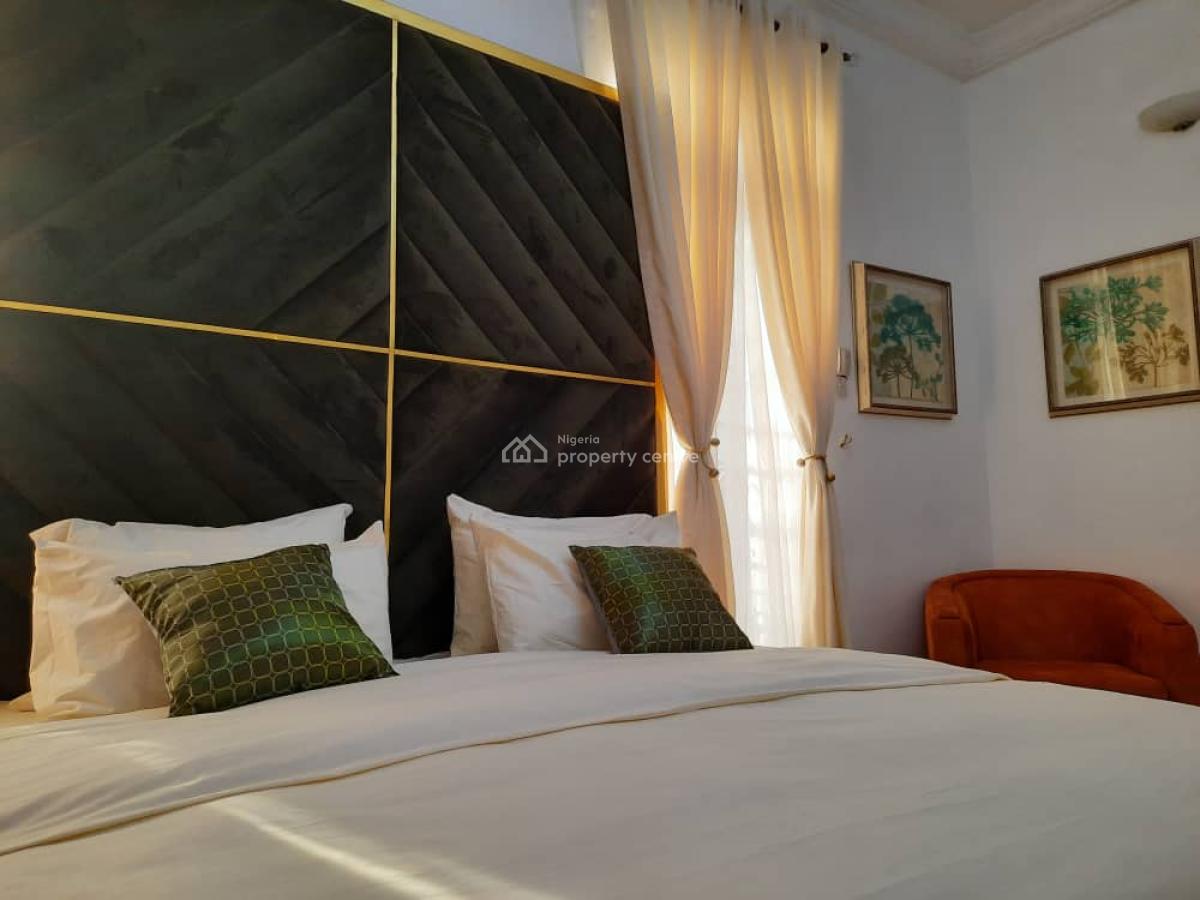 Luxury 2 Bedrooms, Lekki Phase 1, Lekki, Lagos, Flat / Apartment Short Let