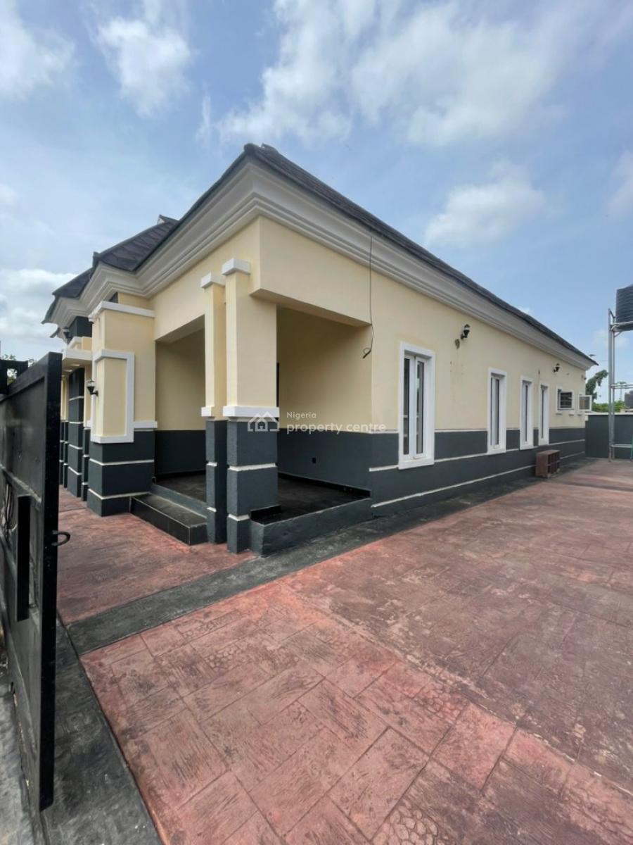a 3 Bedroom Bungalow with a Room Bq, Bashorun Housing Estate ( Bera) Airforce Side, Akobo, Ibadan, Oyo, House for Sale