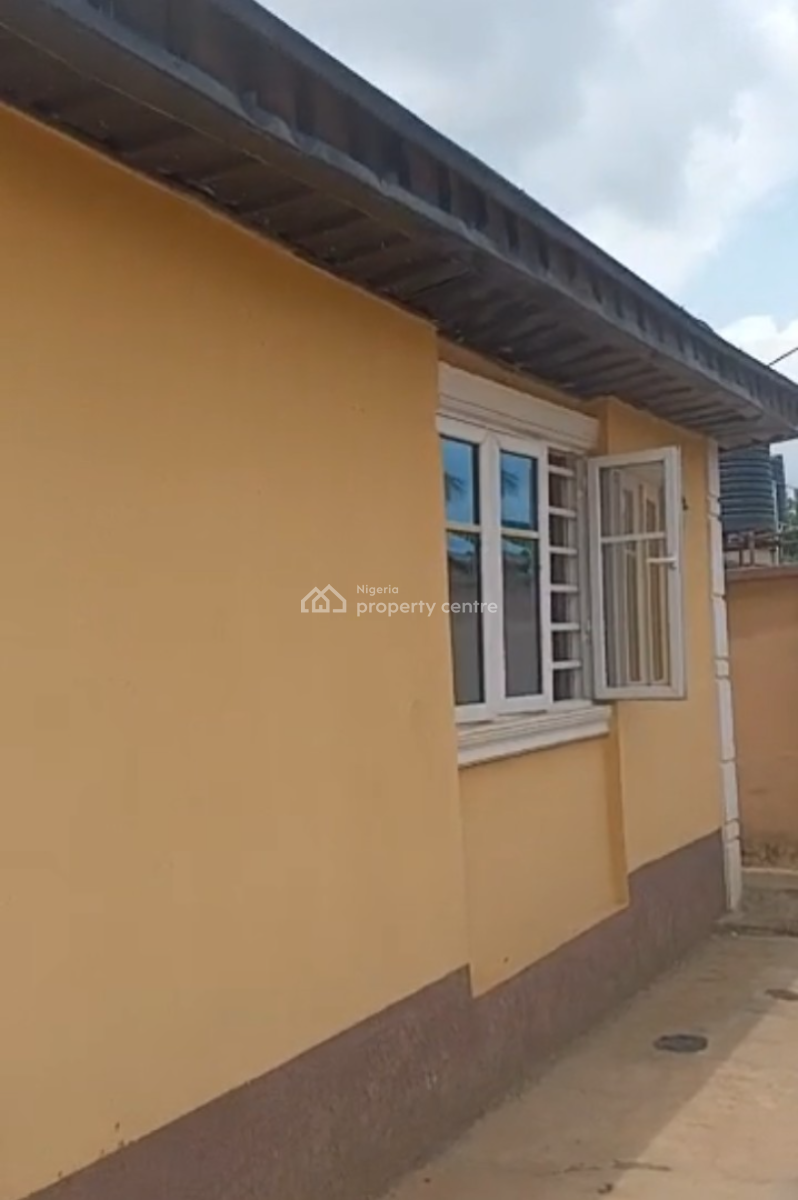 Beautifully Built Self Compound Three Bedroom Bungalow, Mowe Town, Ogun, House for Rent