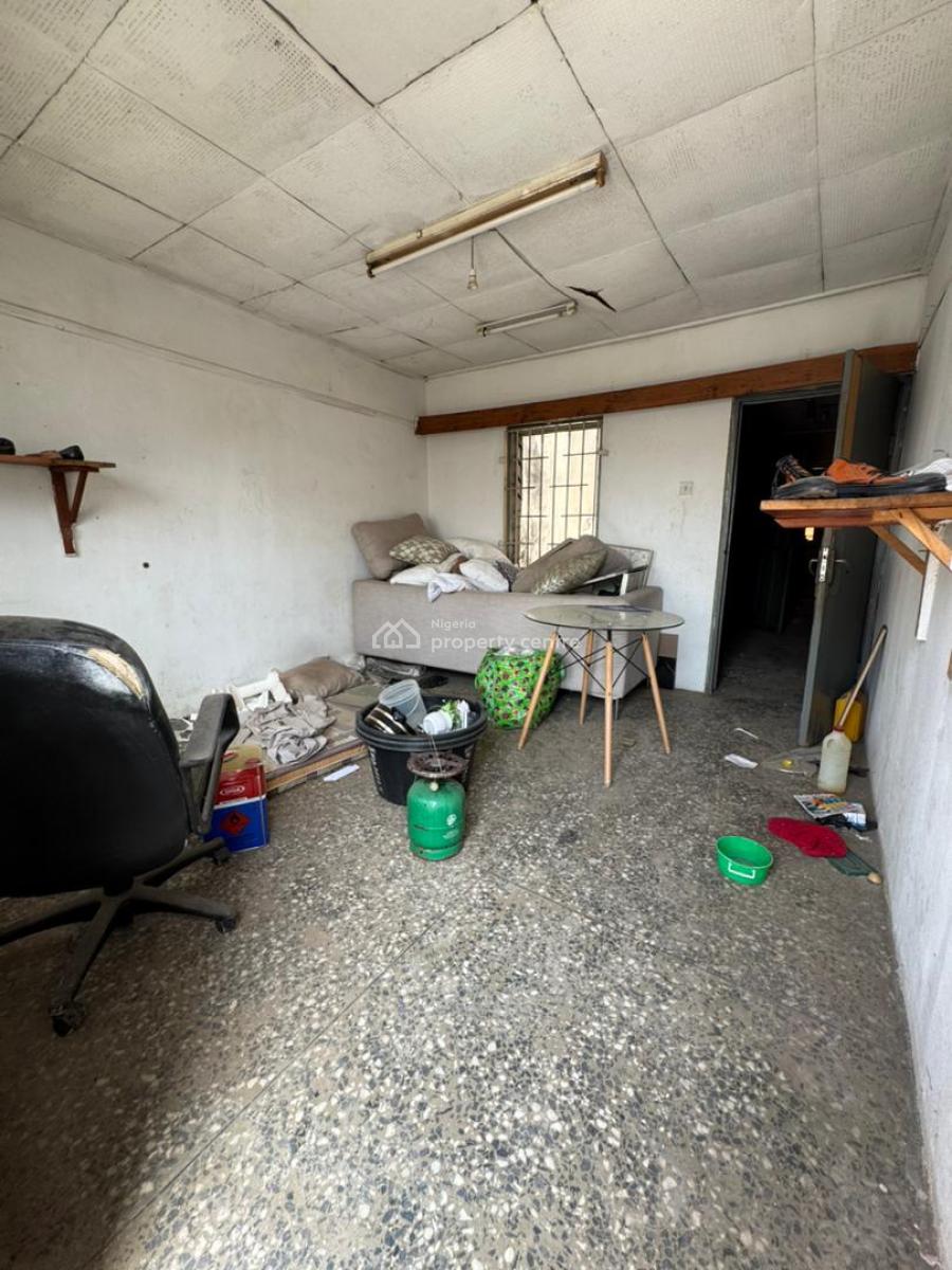 a Spacious 5 Bedroom Semi-detached Duplex + Room & Parlour Bq, Ikolaba Main Estate, Ibadan, Oyo, House for Sale