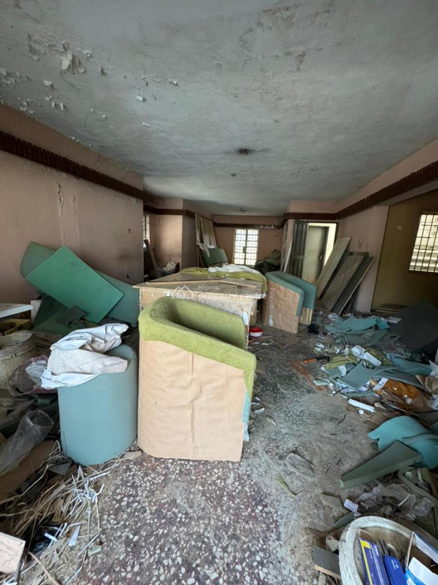 a Spacious 5 Bedroom Semi-detached Duplex + Room & Parlour Bq, Ikolaba Main Estate, Ibadan, Oyo, House for Sale