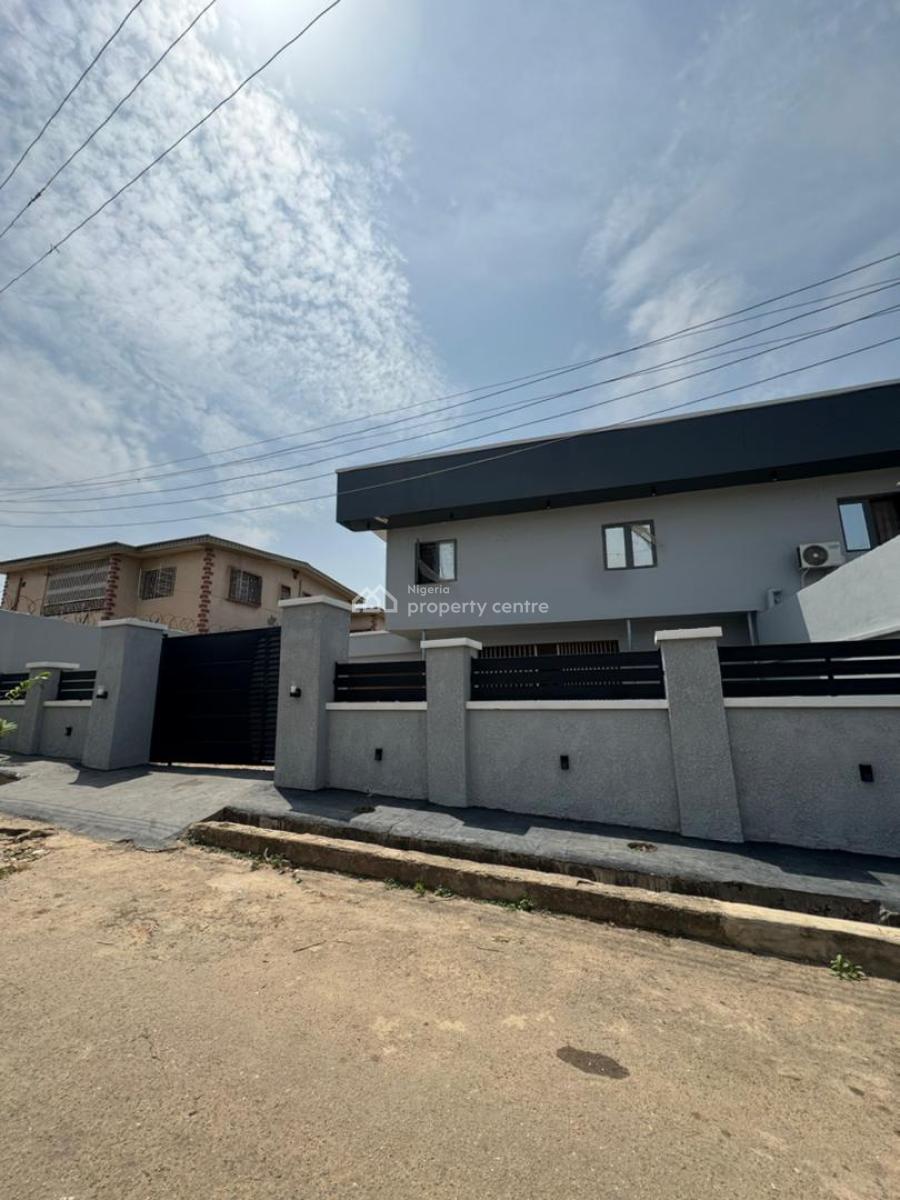 a Spacious 5 Bedroom Semi-detached Duplex + Room & Parlour Bq, Ikolaba Main Estate, Ibadan, Oyo, House for Sale