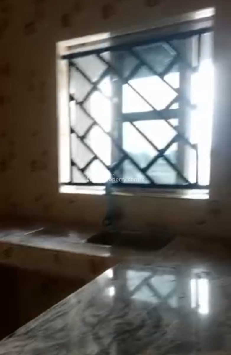 Newly Built Mini Flat ( Upstairs), Mowe Town, Ogun, Flat / Apartment for Rent