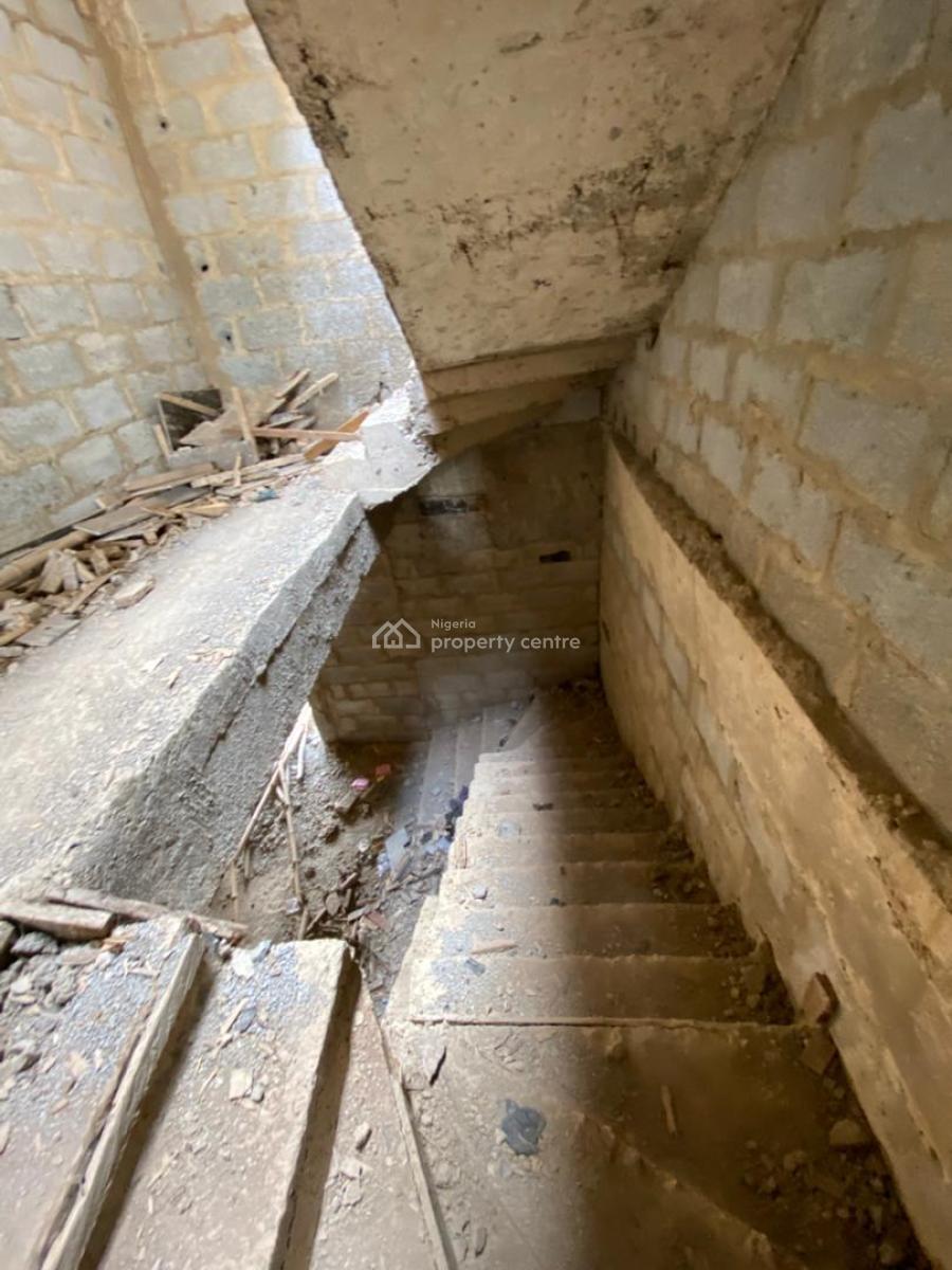 Ongoing Project: a Spacious 4 Bedroom Terraced Triplex in a Mini Court, Ikolaba Gra, Agodi Drive, Beside 24/7 Option, Ibadan, Oyo, House for Sale