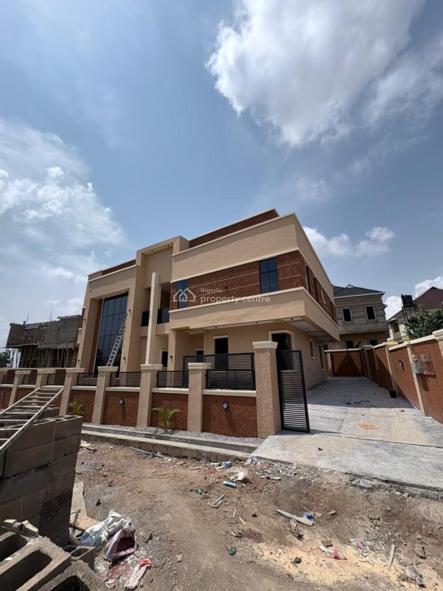 Exquisitely Finished, New & Spacious 4 Bedrooms Duplex with an Attache, Location:* Carlton Gate Estate, Beside Kolapo Ishola Gra, Ibadan, Ibadan, Oyo, House for Sale