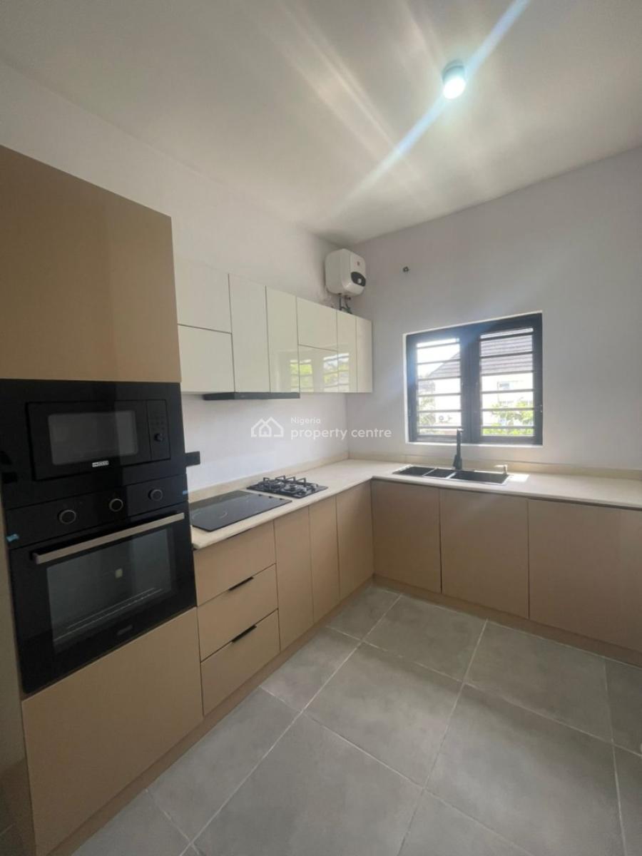 Brand Newly Built Serviced Luxury 2bedrooms Flat with Bq & Rooftop, Gated Estate Agungi, Lekki, Lagos, Flat / Apartment for Rent