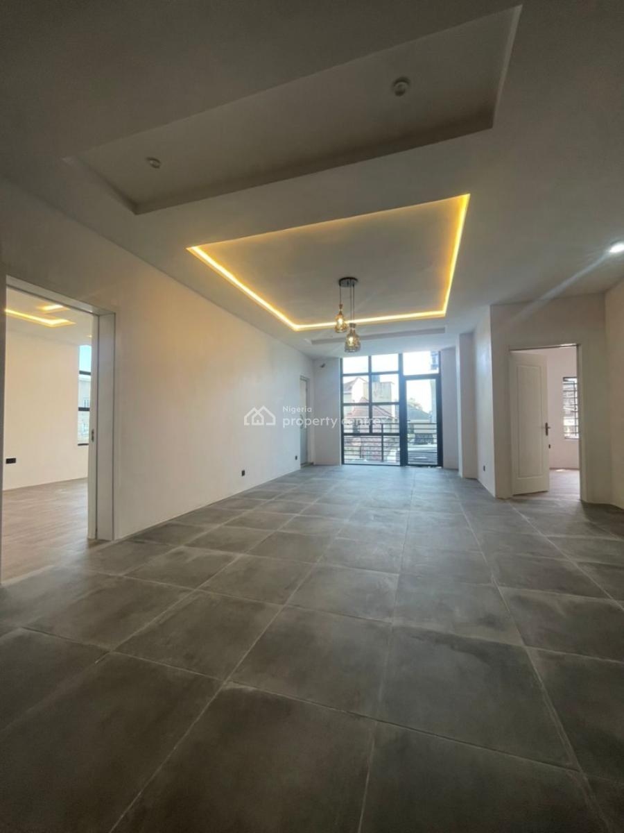 Brand Newly Built Serviced Luxury 2bedrooms Flat with Bq & Rooftop, Gated Estate Agungi, Lekki, Lagos, Flat / Apartment for Rent