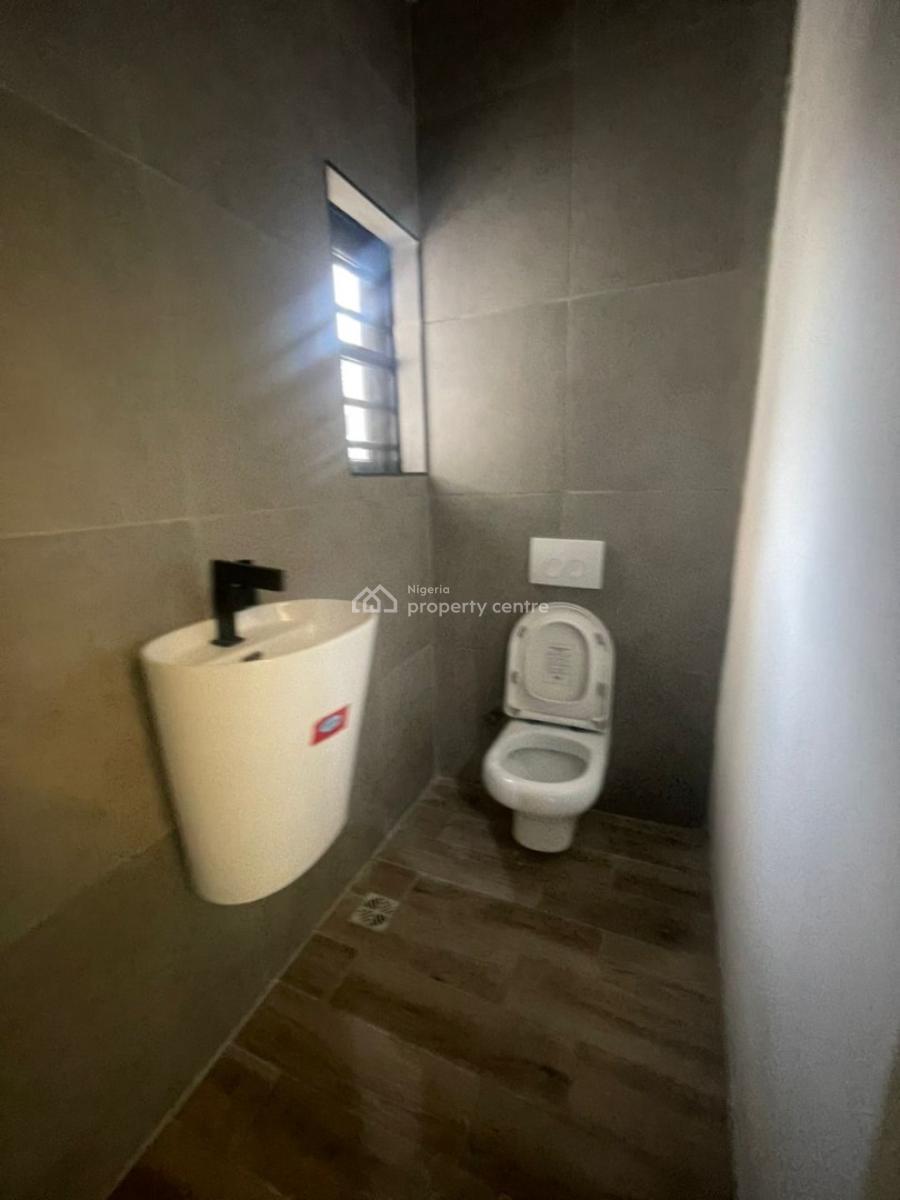 Brand Newly Built Serviced Luxury 2bedrooms Flat with Bq & Rooftop, Gated Estate Agungi, Lekki, Lagos, Flat / Apartment for Rent