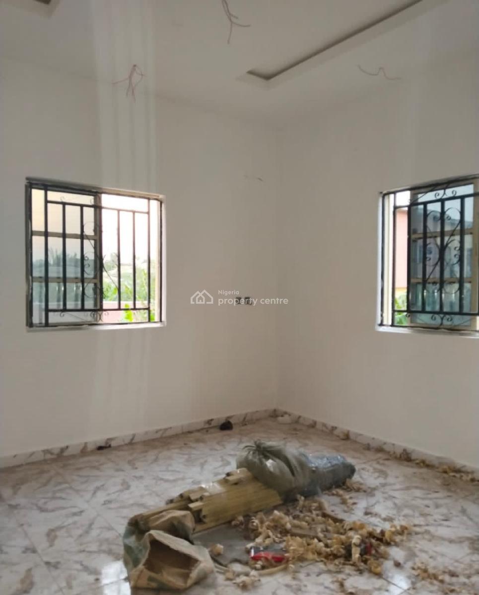 Well Built Two Bedroom Flat, Magboro, Ogun, Flat / Apartment for Rent