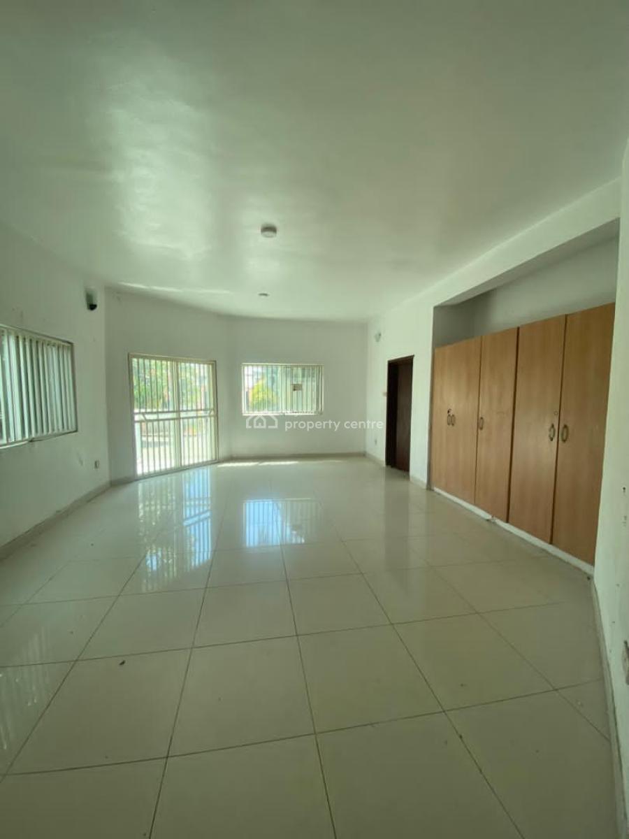 Block of 6 Flats Comprises of 3 Bedroom Each, Off Palace Road, Oniru, Victoria Island (vi), Lagos, House for Rent