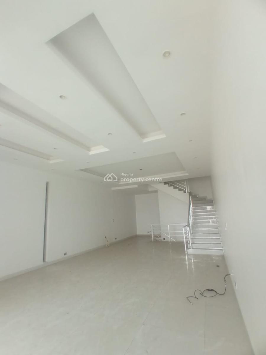 4 Bedroom Terraced Duplex with Bq & Swimming Pool, Right, Lekki Phase 1, Lekki, Lagos, Terraced Duplex for Sale