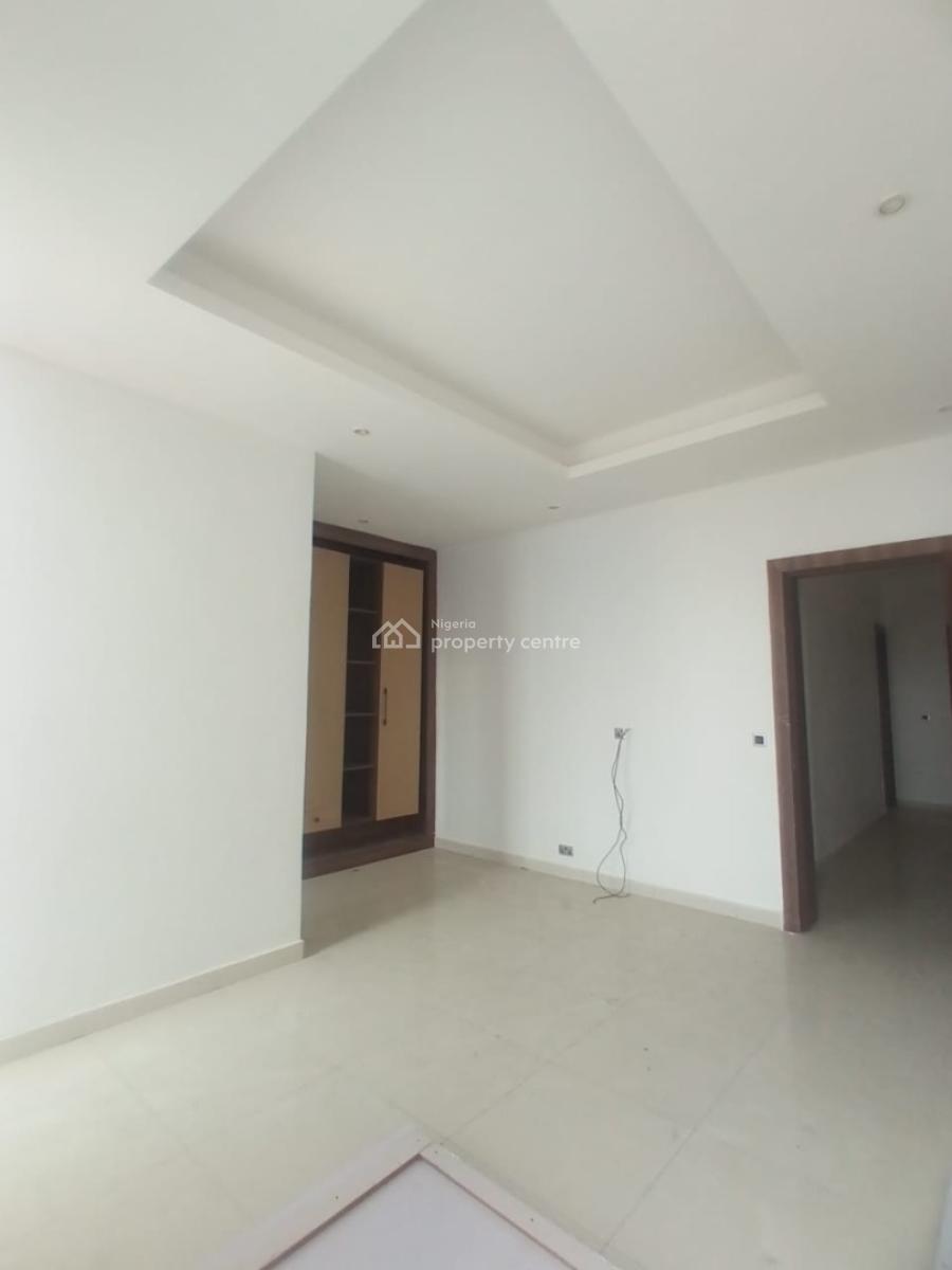 4 Bedroom Terraced Duplex with Bq & Swimming Pool, Right, Lekki Phase 1, Lekki, Lagos, Terraced Duplex for Sale