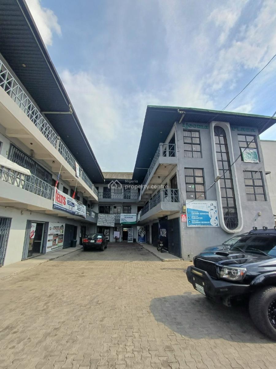 Plaza Comprising 18 Shops / Offices, Rumuokwurusi, Port Harcourt, Rivers, Plaza / Complex / Mall for Sale