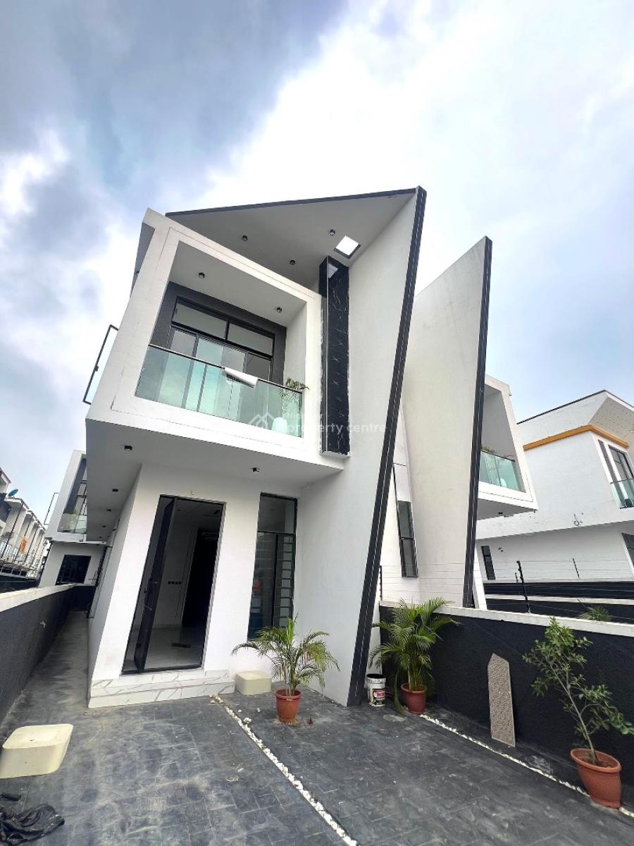 4 Bedrooms Semi-detached House with Bq, Ikota, Lekki, Lagos, Semi-detached Duplex for Sale