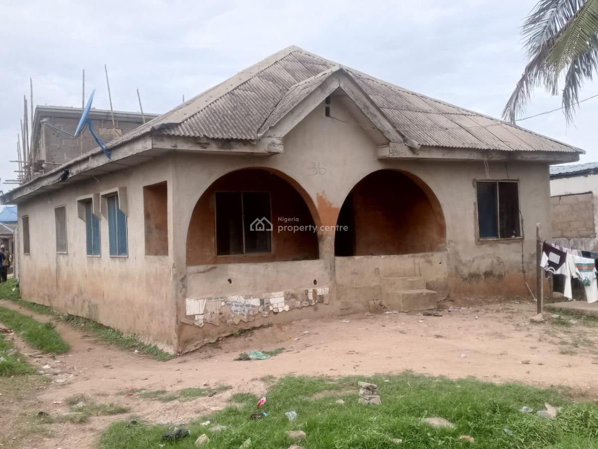 3 Bedrooms, Igando, Ikotun, Lagos, House for Sale