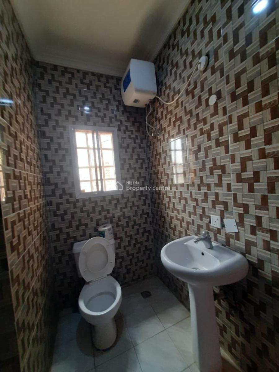 Guest House with 3 Rooms with Excellent Facilities, 6 Cairo Street Biltmore Estate, Phase 3, Jikwoyi, Abuja, Self Contain (single Rooms) Short Let
