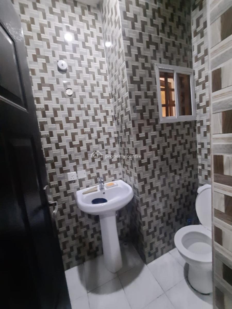 Guest House with 3 Rooms with Excellent Facilities, 6 Cairo Street Biltmore Estate, Phase 3, Jikwoyi, Abuja, Self Contain (single Rooms) Short Let