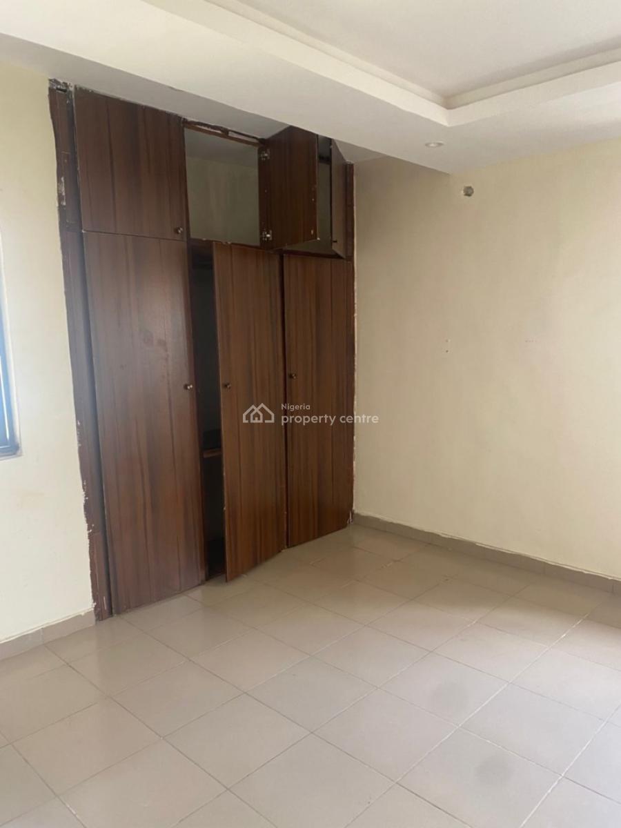 Sharp Mini Flat  & Very Spacious in a Secured Estate, Estate Behind Blenco, Sangotedo, Ajah, Lagos, Mini Flat (room and Parlour) for Rent