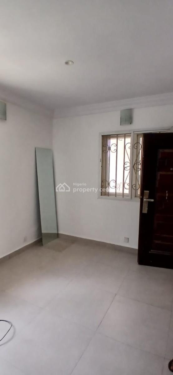 Sharp Mini Flat  and  Very Spacious in a Secured Estate, Oakland Estate, Sangotedo, Ajah, Lagos, Mini Flat (room and Parlour) for Rent