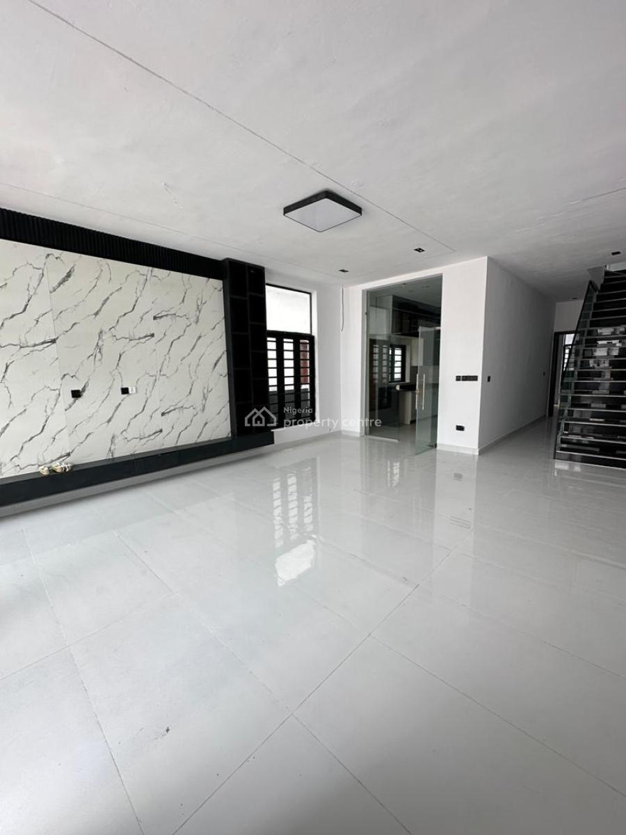 Spacious 4 Bedroom Semi-detached Duplex with Bq, Ikota, Lekki, Lagos, Semi-detached Duplex for Sale