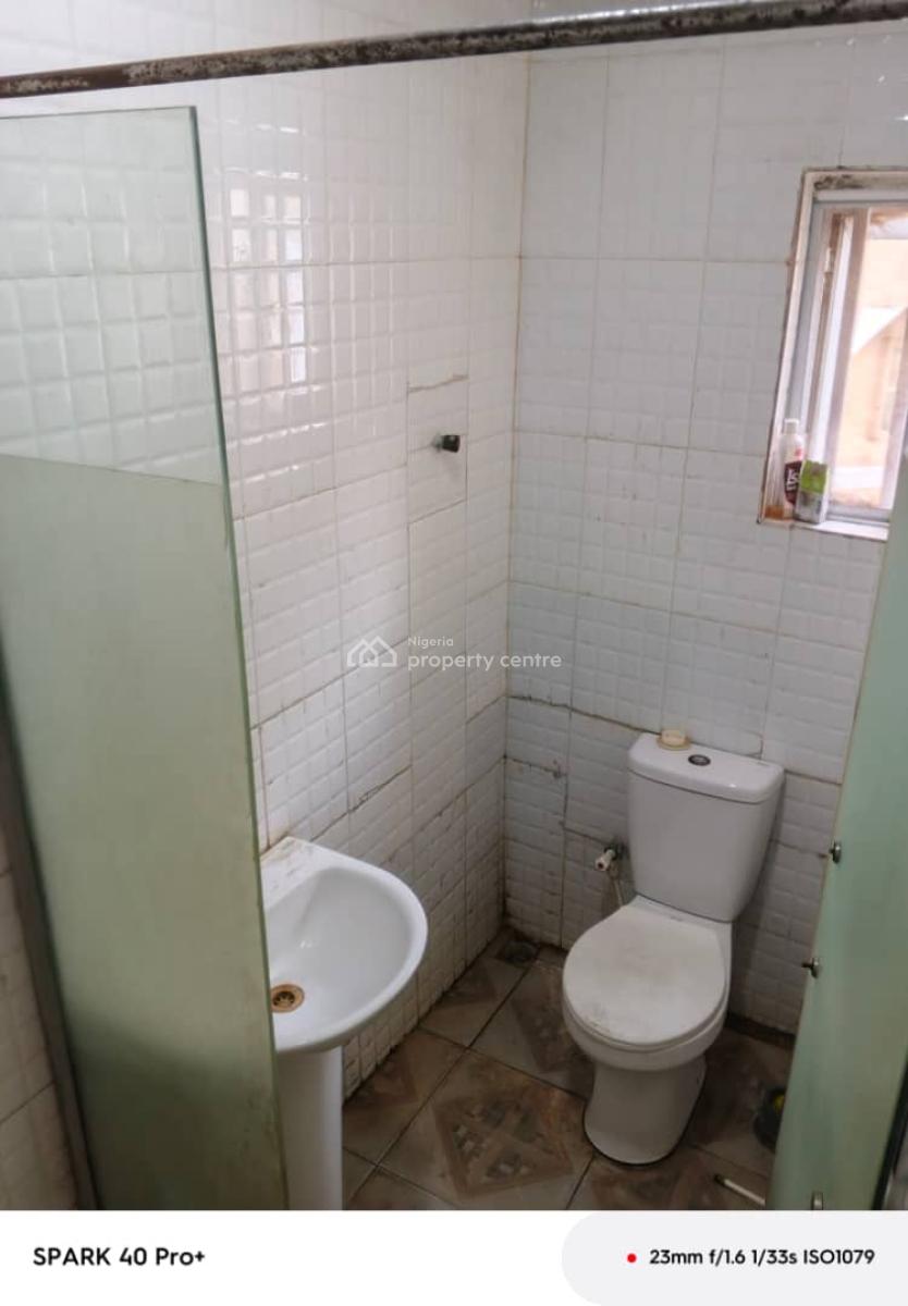 Standard Furnished Mini Flat Apartment, Shared Kitchen, 17 Williams Street, Applewood Estate Behind South Point, Lekki, Lagos, Mini Flat (room and Parlour) for Rent