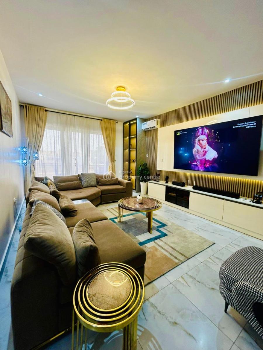 Spacious 2 Bedroom Apartment, Lekki Phase 1, Lekki, Lagos, Flat / Apartment Short Let