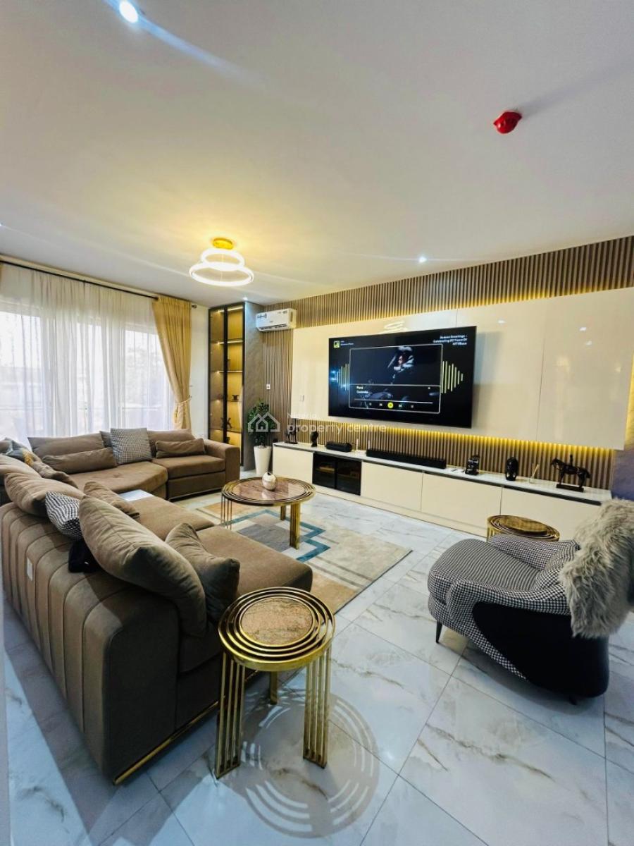 Spacious 2 Bedroom Apartment, Lekki Phase 1, Lekki, Lagos, Flat / Apartment Short Let