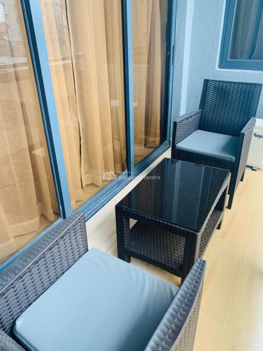 Spacious 2 Bedroom Apartment, Lekki Phase 1, Lekki, Lagos, Flat / Apartment Short Let