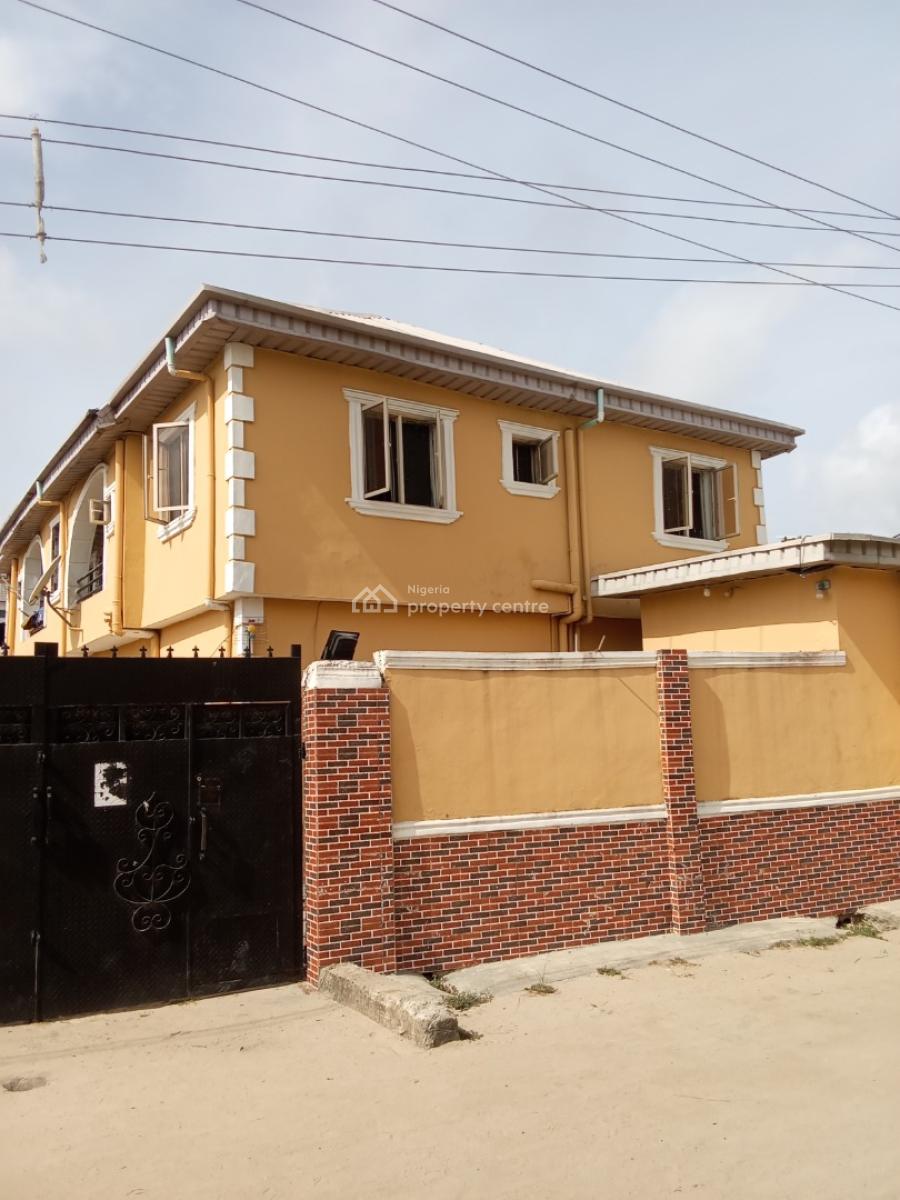 2 Bedroom Flat Upstairs, Royal Palmwill Estate, Badore, Ajah, Lagos, Flat / Apartment for Rent