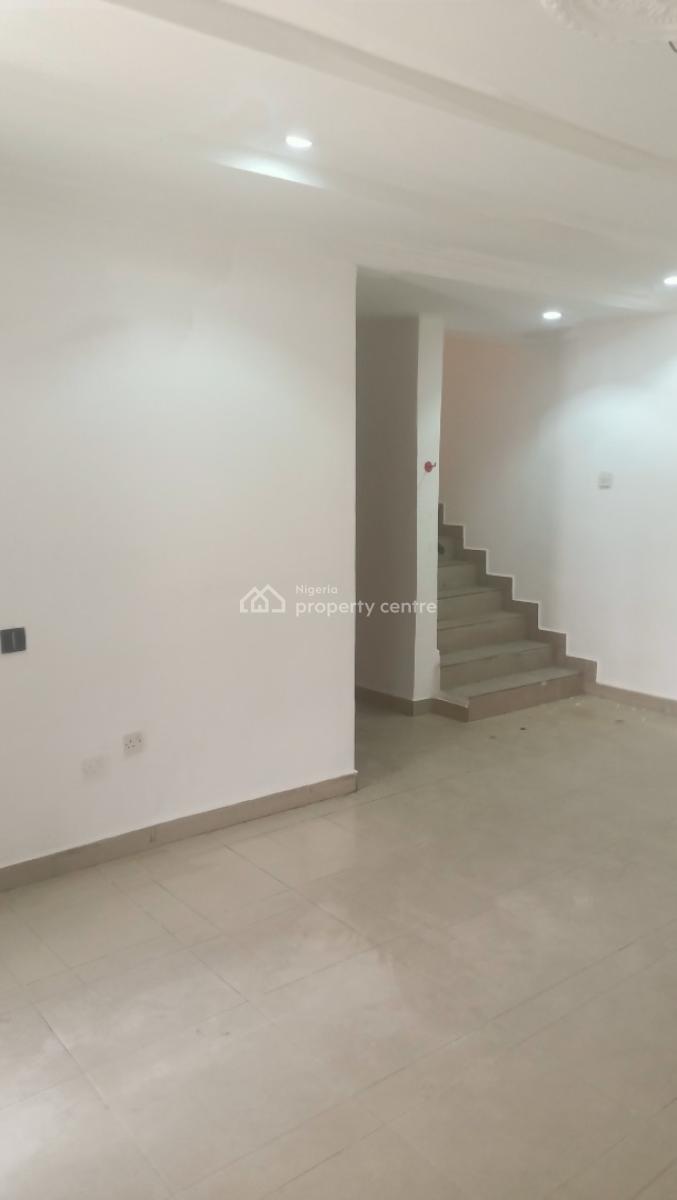 4 Bedroom Duplex, Diamond Estate, Gra Phase 2, Magodo, Lagos, Semi-detached Duplex for Rent