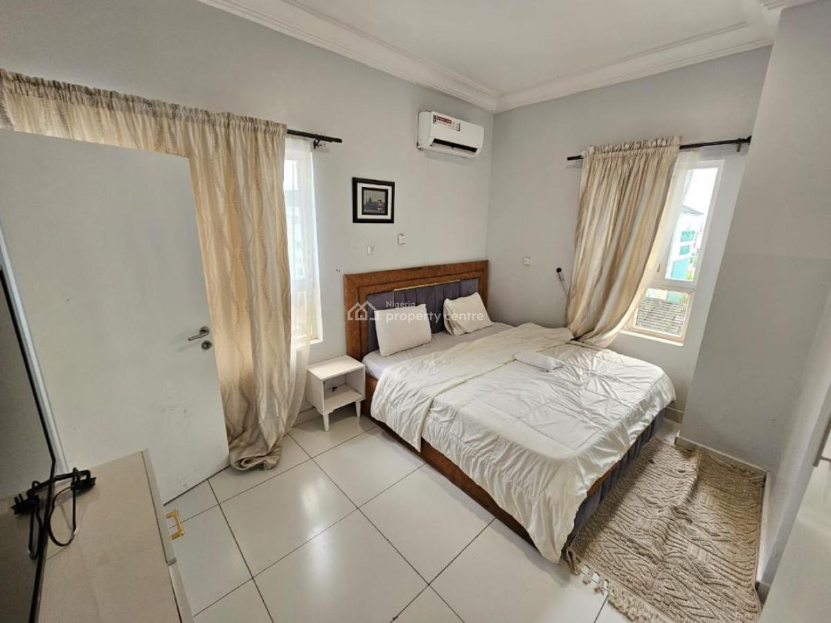Standard Furnished 2 Bedroom Flat with Elevator, Off Admiralty Road, Lekki Phase 1, Lekki, Lagos, Flat / Apartment for Rent