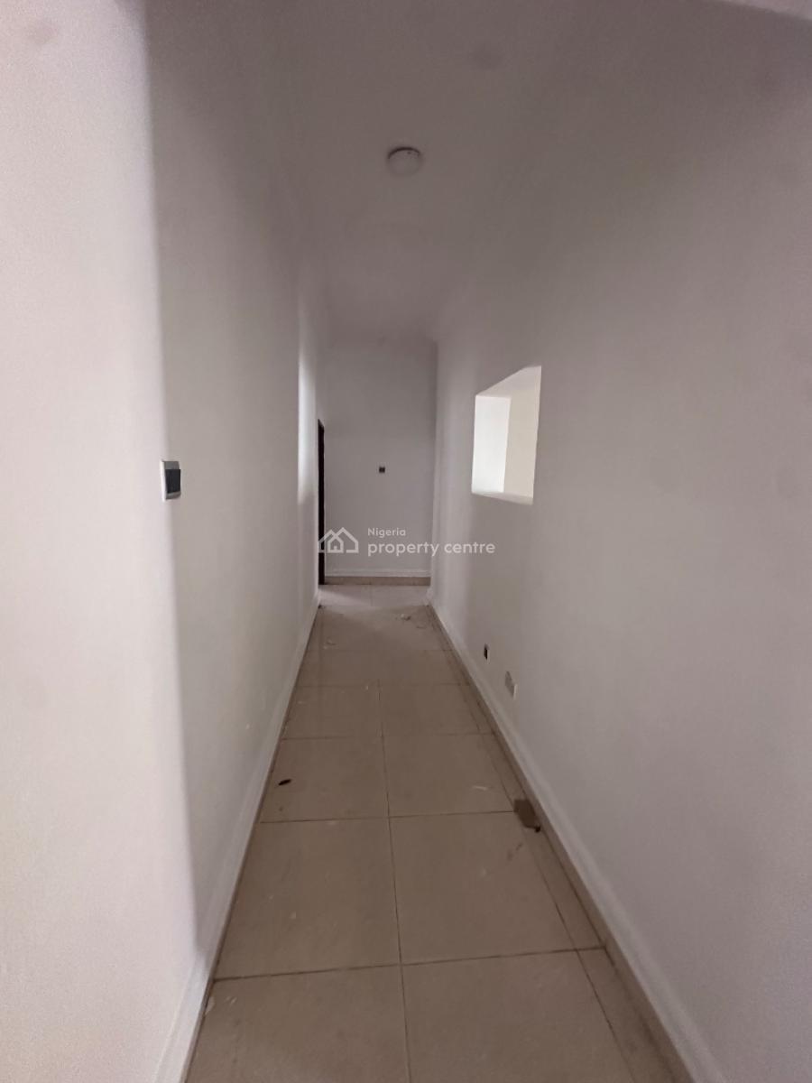 Spacious 3 Bedroom Flat, Ocean Breeze Estate, Ologolo, Lekki, Lagos, Flat / Apartment for Rent