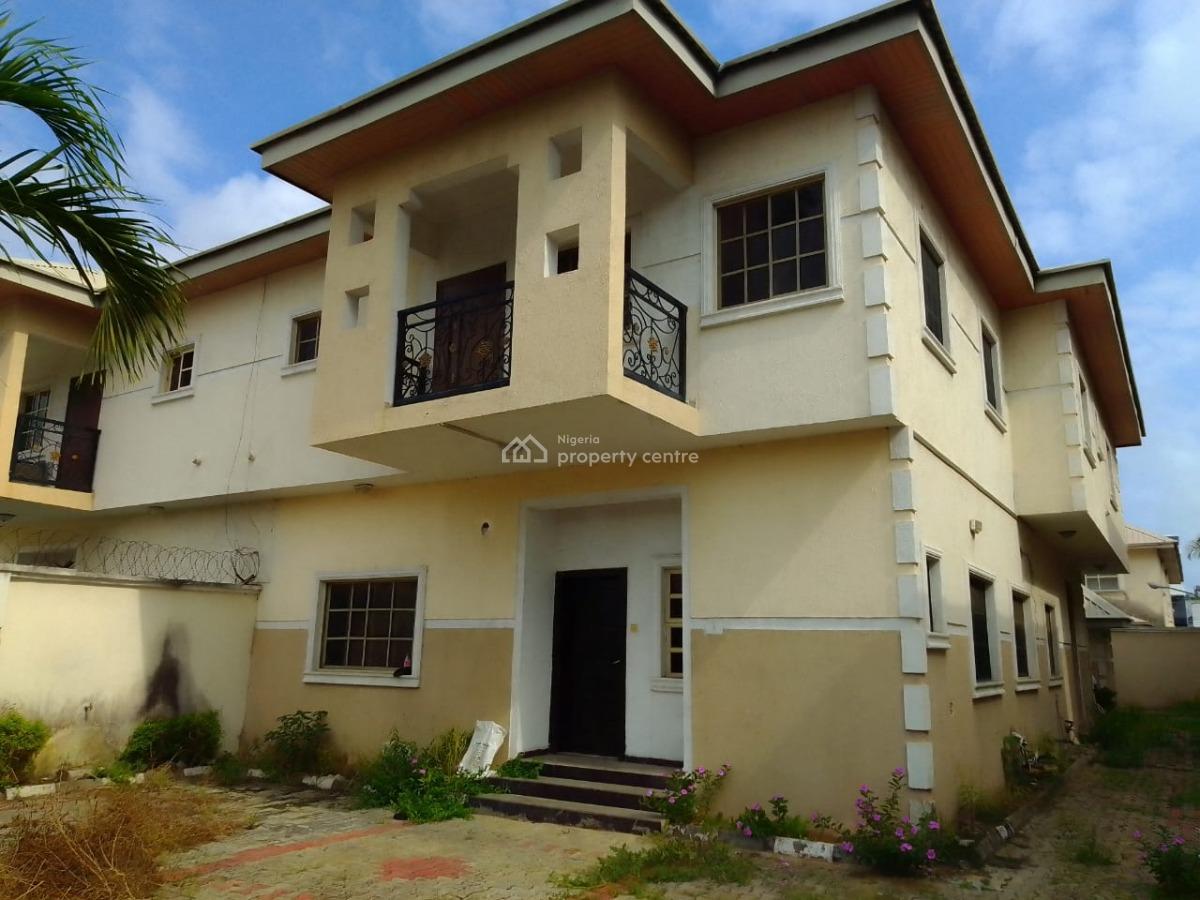 a Well Maintained Self Service 4 Bedroom Semi Detached House with Bq, Lekki Phase 1, Lekki, Lagos, Semi-detached Duplex for Rent