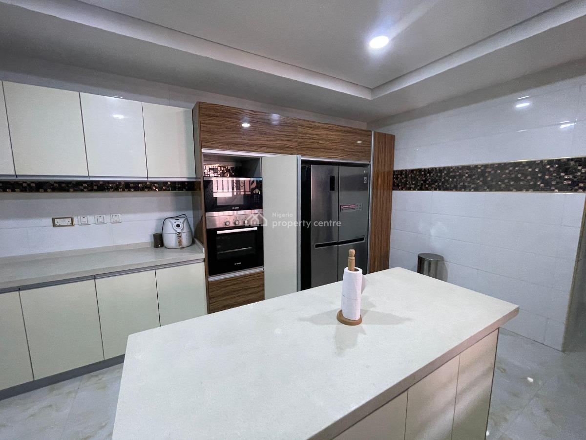 Luxury  3 Bedroom Apartment, Queens Drive, Ikoyi, Lagos, Flat / Apartment for Rent