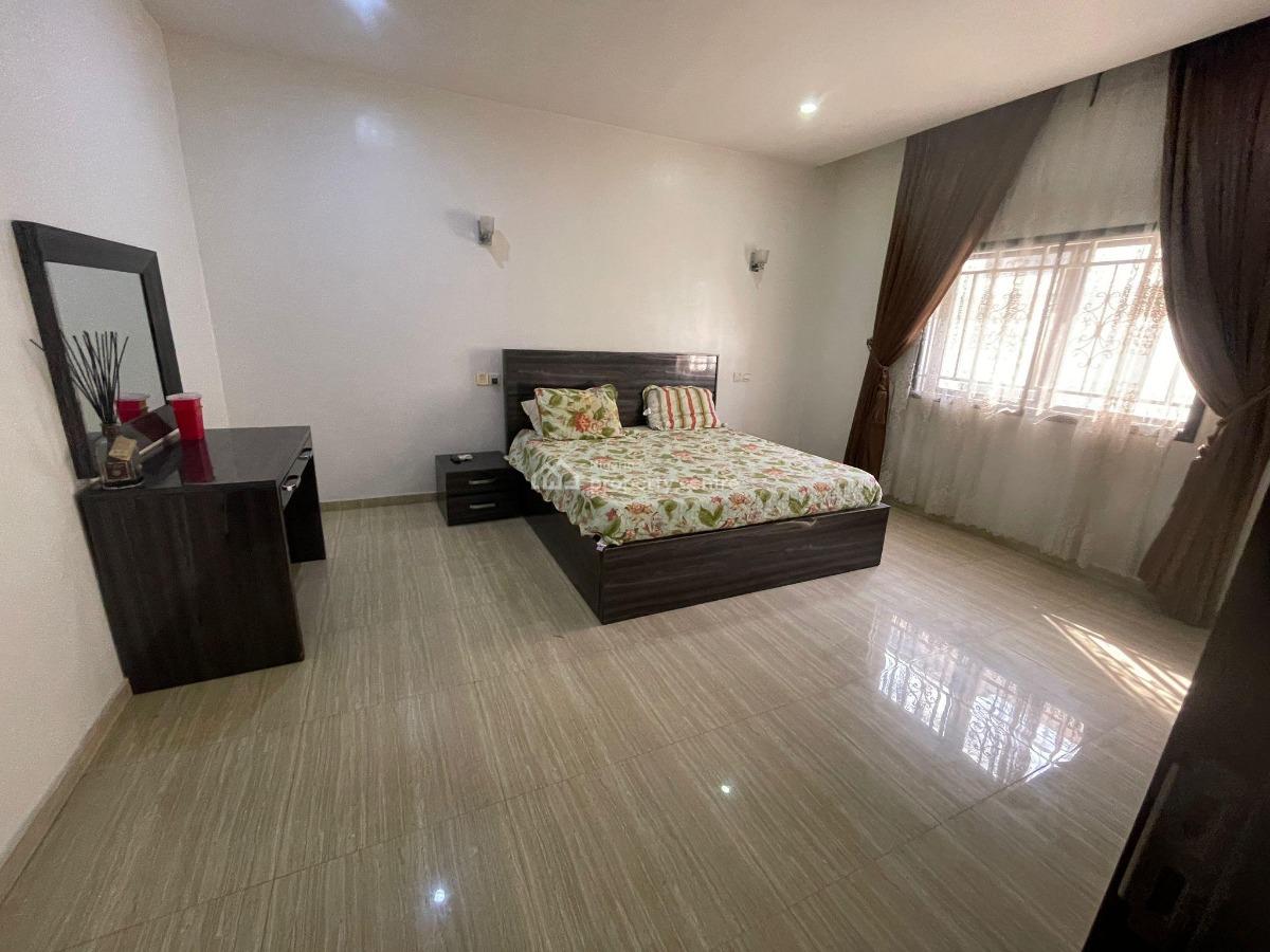 Luxury  3 Bedroom Apartment, Queens Drive, Ikoyi, Lagos, Flat / Apartment for Rent