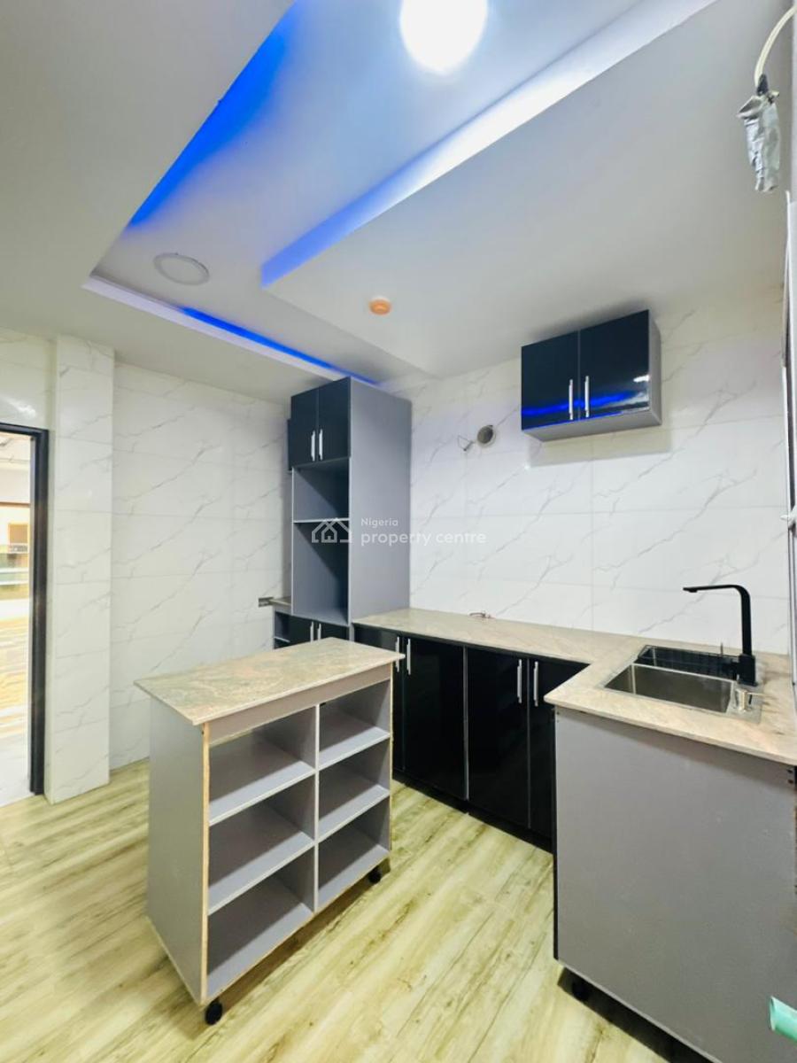 2bedroom Apartment with Pool & Gym, Lekki, Lekki Phase 1, Lekki, Lagos, Flat / Apartment for Rent