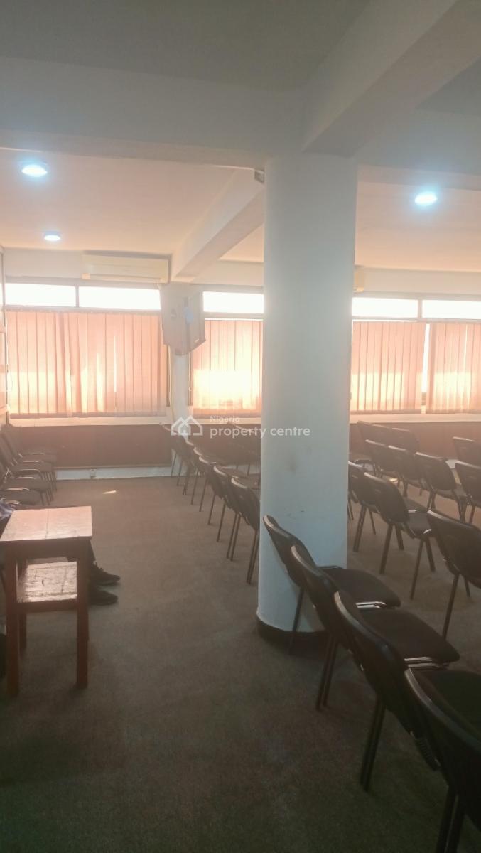Fully Serviced Hall with Basis Facilities, Allen, Ikeja, Lagos, Conference / Meeting / Training Room for Rent