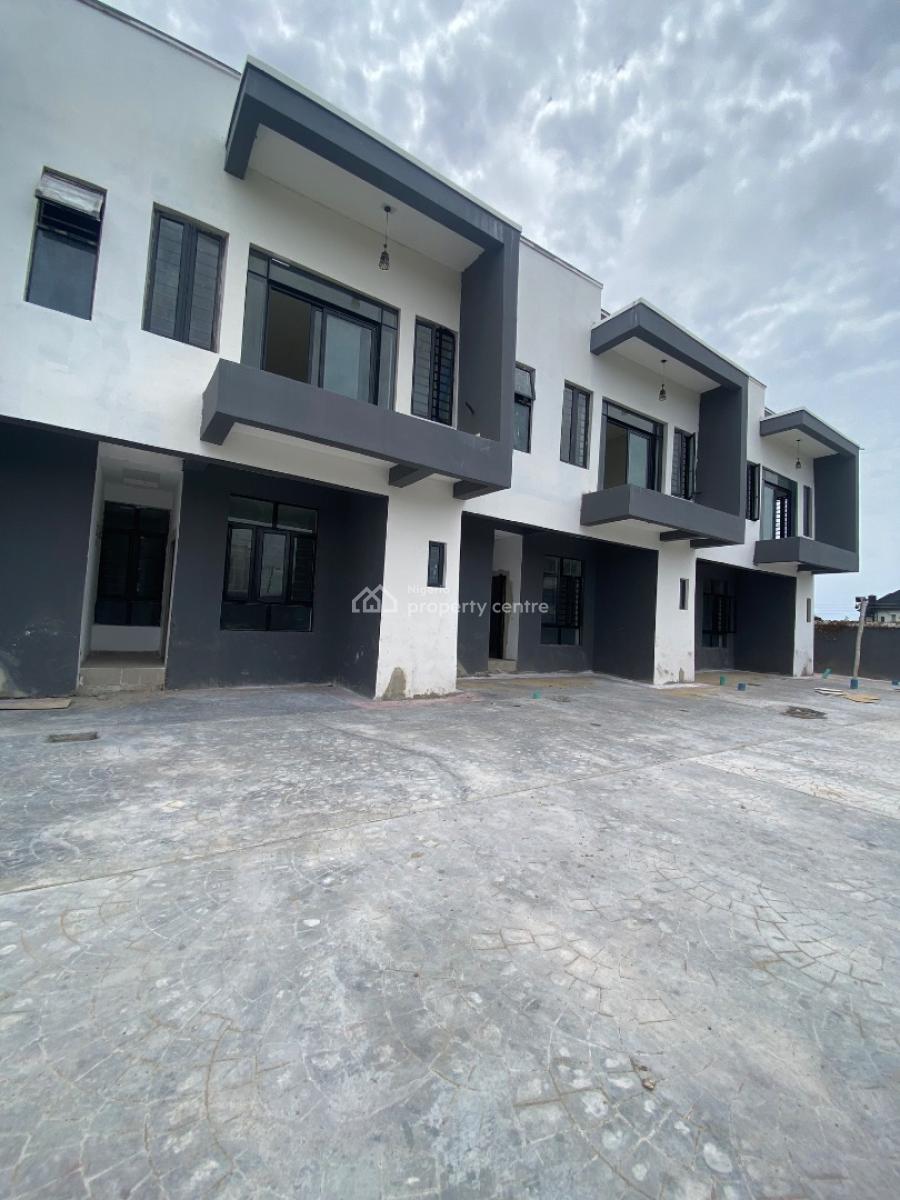 Luxury 4 Bedroom with Bq, Clean Water, Very Stable Light in Secured Est, Beside Emerald Estate,ilaje Mobile Road, Lekki, Lagos, Terraced Duplex for Sale
