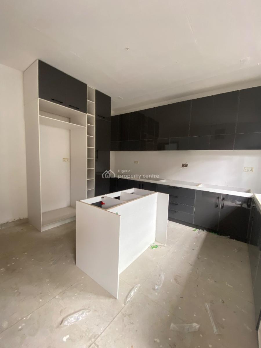 Luxury 4 Bedroom with Bq, Clean Water, Very Stable Light in Secured Est, Beside Emerald Estate,ilaje Mobile Road, Lekki, Lagos, Terraced Duplex for Sale