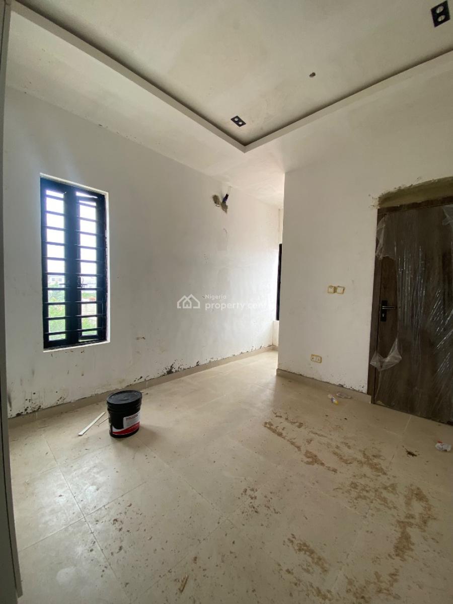 Luxury 4 Bedroom with Bq, Clean Water, Very Stable Light in Secured Est, Beside Emerald Estate,ilaje Mobile Road, Lekki, Lagos, Terraced Duplex for Sale