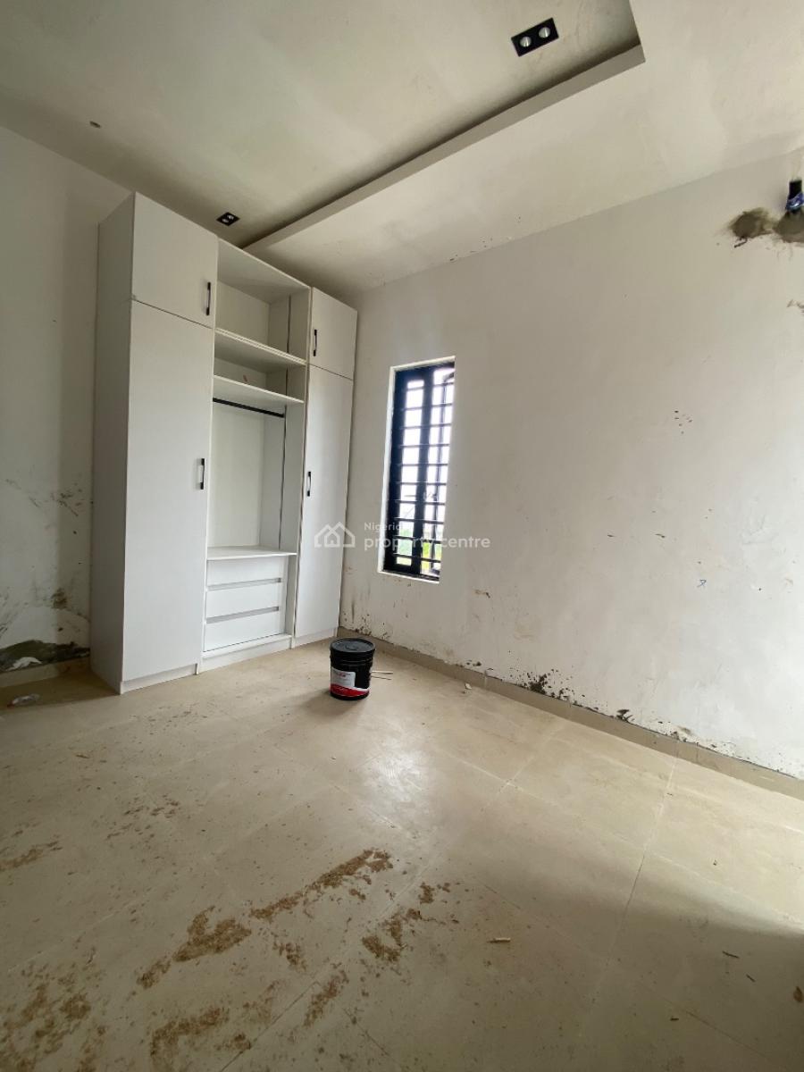 Luxury 4 Bedroom with Bq, Clean Water, Very Stable Light in Secured Est, Beside Emerald Estate,ilaje Mobile Road, Lekki, Lagos, Terraced Duplex for Sale